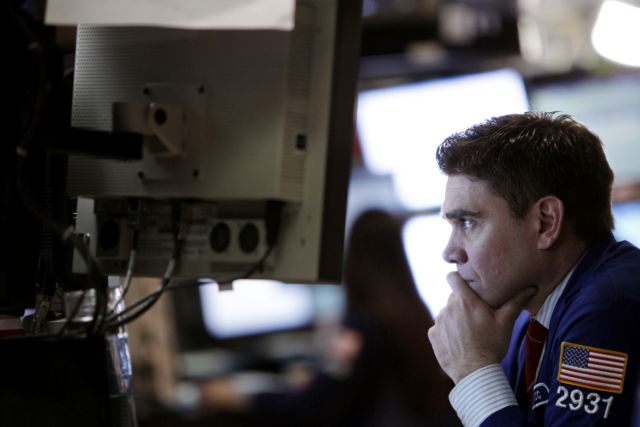 Μικρές μεταβολές στη Γουόλ Στριτ, στο κόκκινο τα ευρωπαϊκά χρηματιστήρια